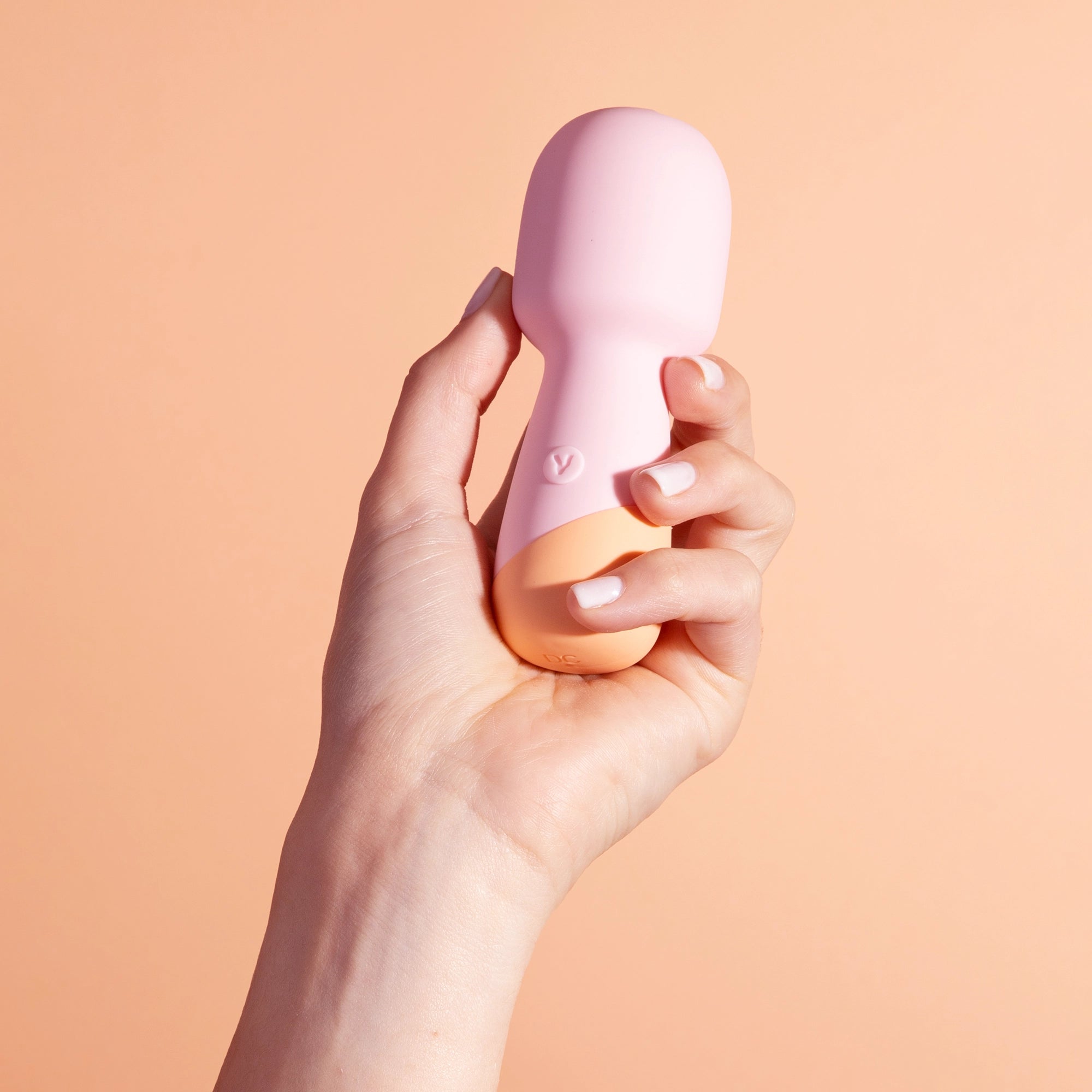 Peachy Rechargeable Mini Wand Vibrator Vush Stimulation Peachy Rechargeable Mini Wand Vibrator Vush Stimulation